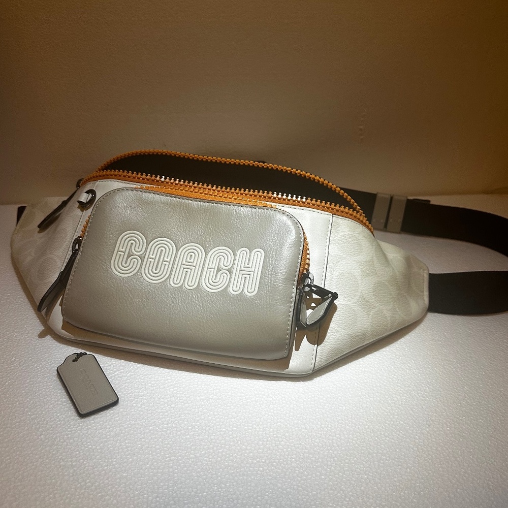 AUTHENTIC Coach Track Bag- Stylish and Functional Crossbody